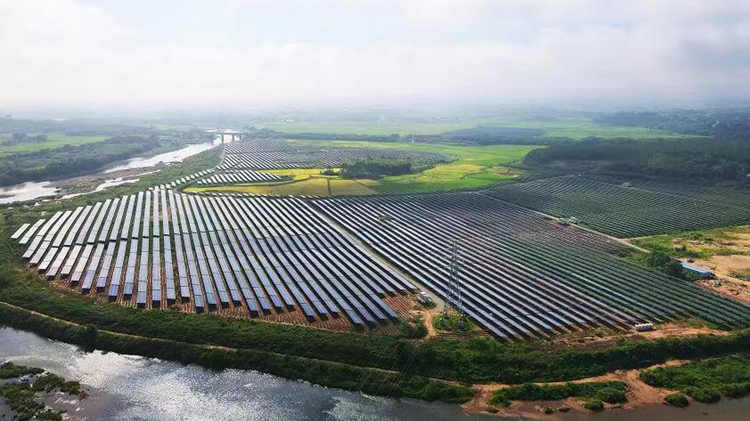 粵北始興60MW集中式光伏項目開工 縣域新能源百億產業集群初見雛形