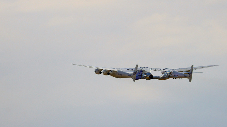 維珍銀河完成首次商業太空飛行