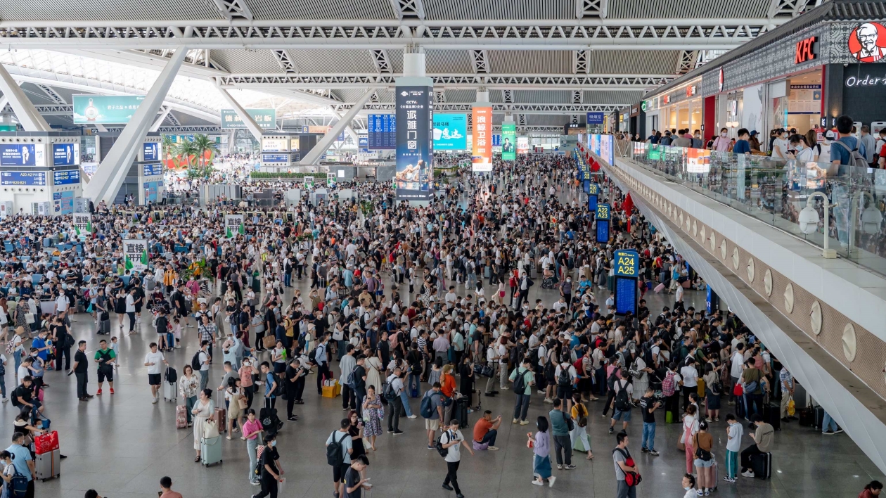 廣鐵暑運預計發送旅客超1億人次