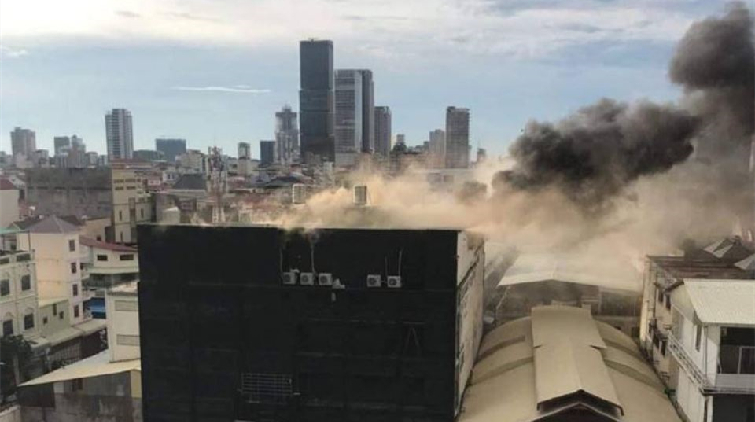 柬埔寨一夜店發生大火釀8死 當地傳媒指包括1名港人