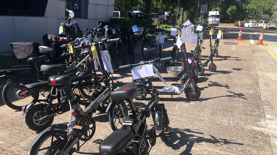 警方「朝陽」行動拘捕19人 扣查19部電動可移動工具