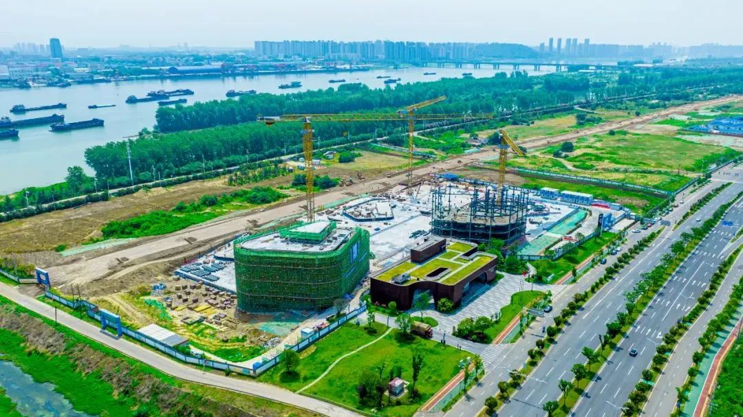 一江兩岸浪潮湧 | 抓產業，總部經濟、文旅產業蔚然成勢