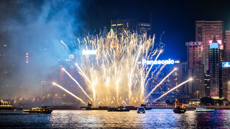 受強風影響 旅發局宣布取消周日「維港水上音樂會」及「幻彩詠香江」節目