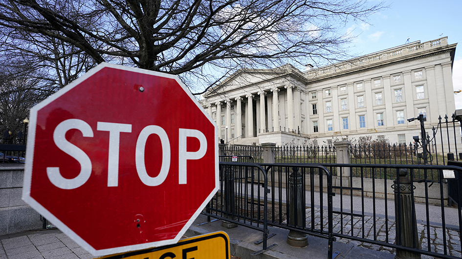 美媒：美國財政赤字飆升 政府財政狀況堪憂