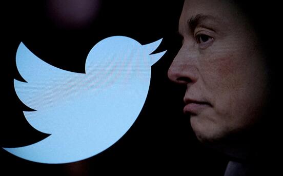 馬斯克：推特廣告收入大跌50% 現金流仍為負數