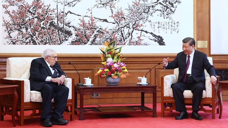 習近平會見基辛格 有幾個細節值得留意