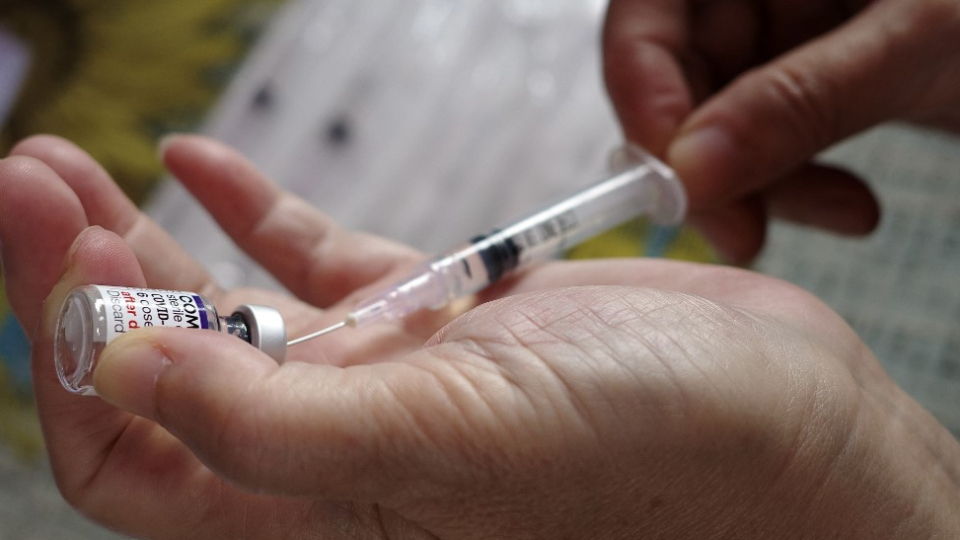 關日華：兒童流感個案上升 籲家長盡早帶子女接種疫苗