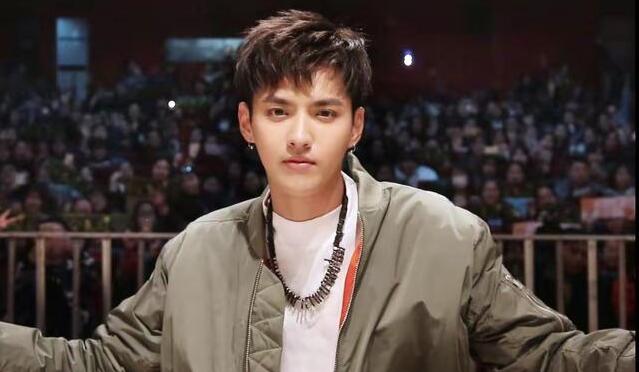 吳亦凡涉強姦聚眾淫亂案二審開庭