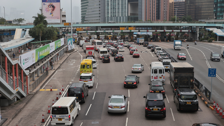 羅淑佩：易通行實施後紅隧每日車流增加2000架次 隧道口切線情況改善