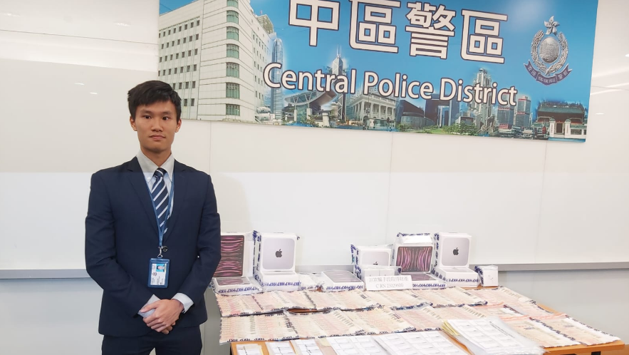 利用假學生證優惠價購物 5男女被捕涉25萬元電子產品