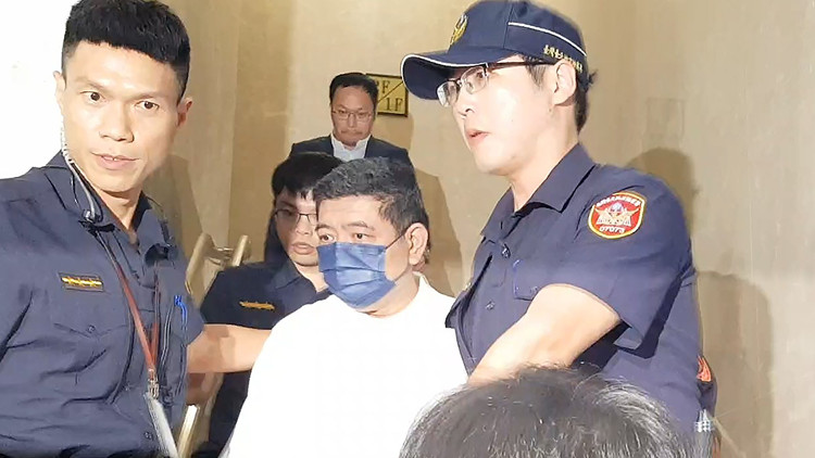 台灣藝人NONO涉性騷後首露面 50萬元新台幣交保