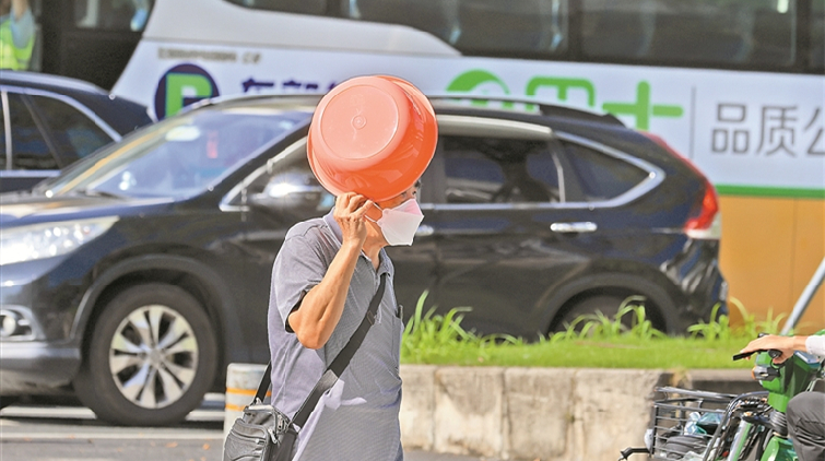8月4日起深圳將迎雷陣雨局部可達暴雨 高溫天氣持續在線