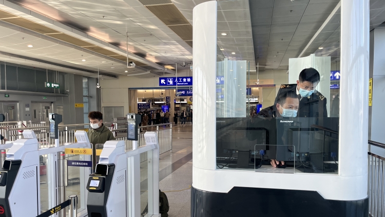 深圳皇崗海關查獲違規攜帶「異寵」36起