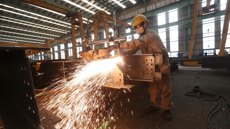 國家統計局：8月製造業PMI為49.7% 比上月上升0.4個百分點