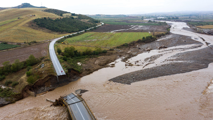 希臘中部地區暴雨和洪水已致6人死亡