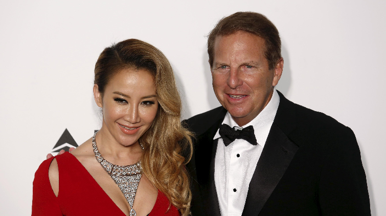 李玟離婚文件曝光 指丈夫兩度不忠 兩人曾簽婚前及婚後協議書