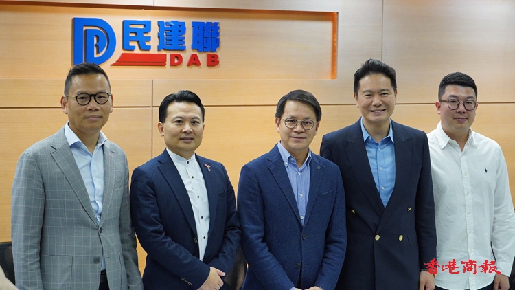 民建聯主席陳克勤：會派出超過100人參選區議會