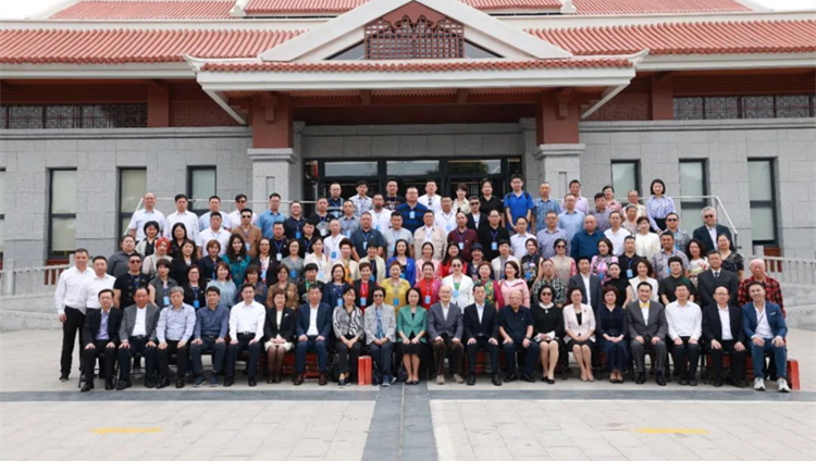 「我是祖國的兒子——徐四民紀念座談會」今日在廈門湖裏隆重舉行