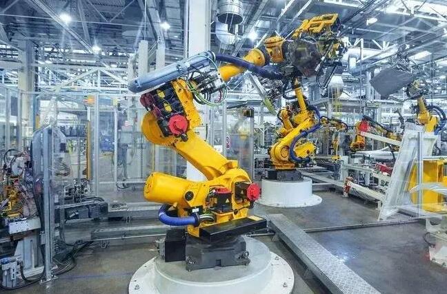 商務部：正加快制定出台全國版跨境服務貿易負面清單 將實現製造業條目清零