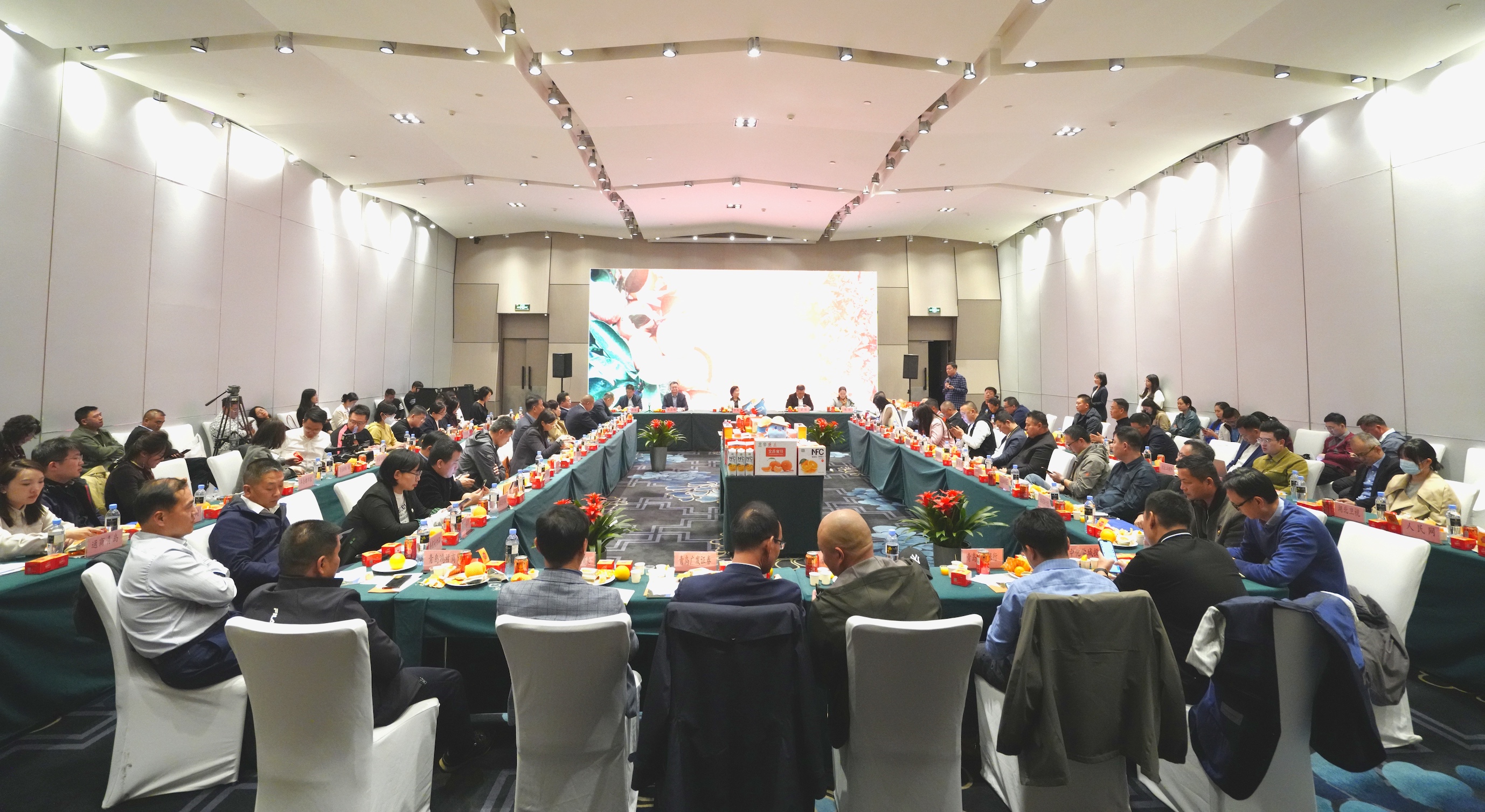 三峽蜜桔白柚品鑑活動在青島舉行