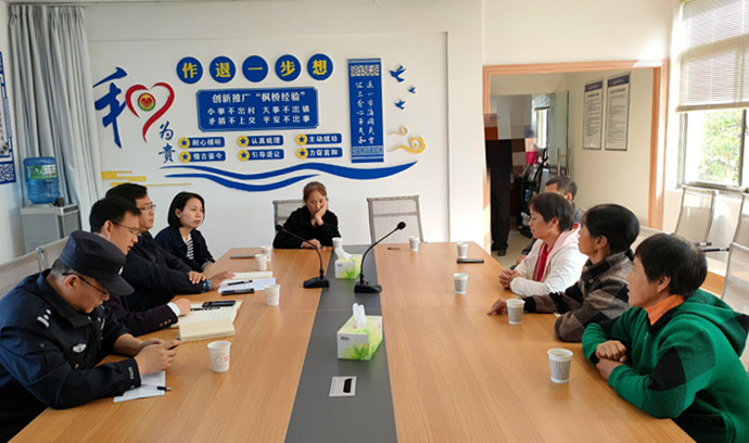 皖黟縣碧陽鎮：「一站三室」貼民情  「三源共治」促和諧