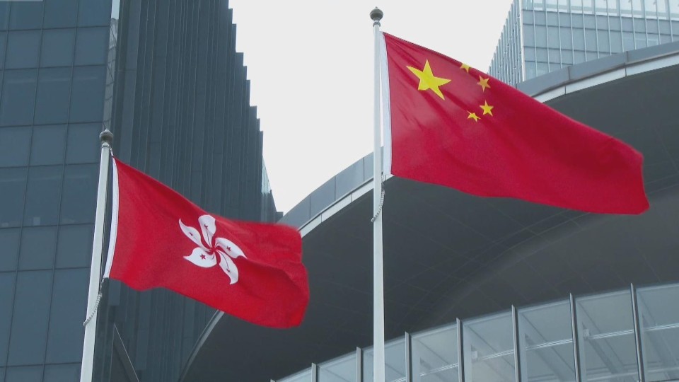 區旗及區徽修訂條例今刊憲 政府將宣傳教育協助市民了解