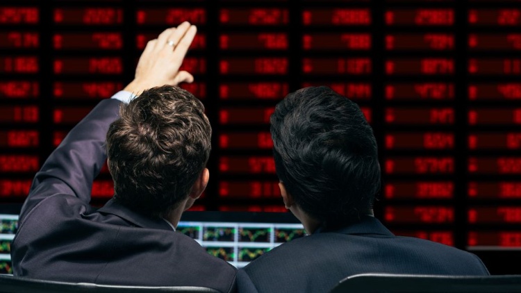 東京股市微幅下跌