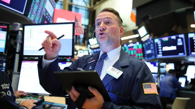 紐約股市三大股指11日上漲 通信服務板塊下跌1.04%