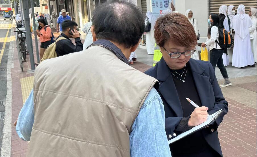 全體灣仔區議員 「街頭社區會客室」計劃啟動禮