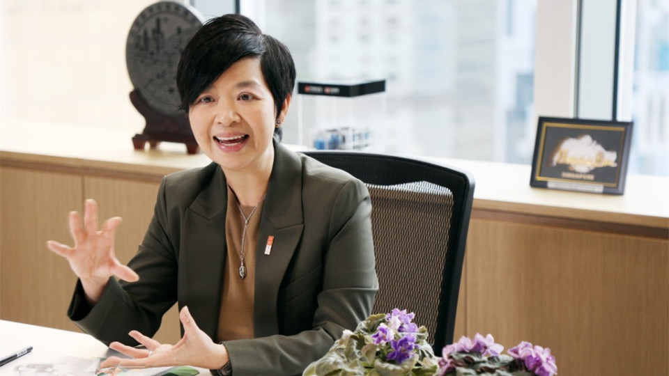 何永賢：利用垃圾徵費半年適應期 在公共屋邨做好推廣教育