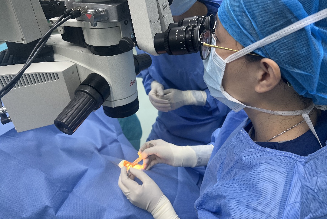 全球首款眼科雙抗藥法瑞西單抗在港大深圳醫院完成注射