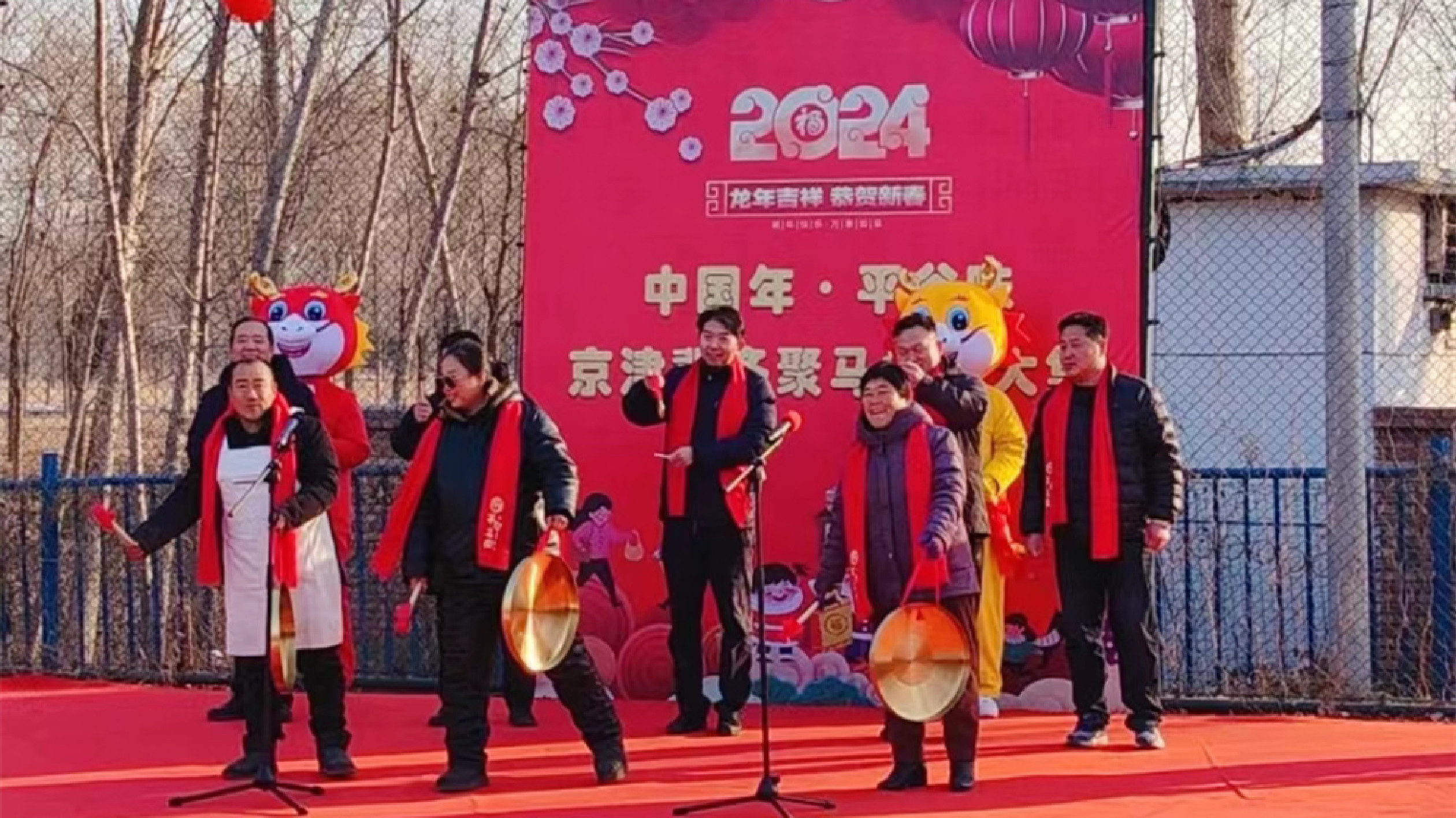 中國年平谷味  京津冀市民齊聚北京平谷馬坊趕大集