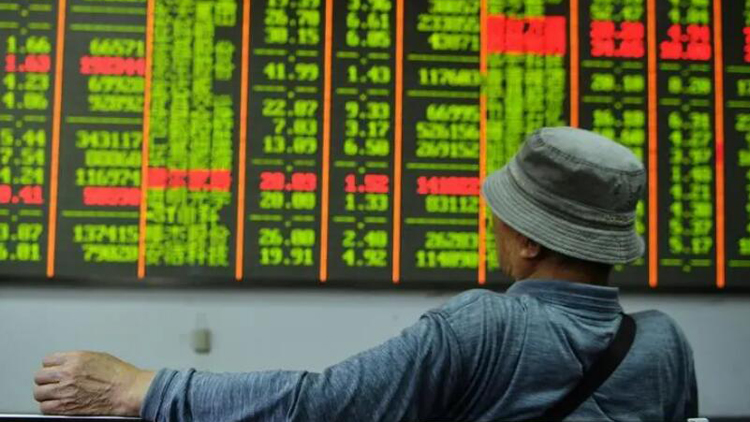 【熱點追蹤】降準首日滬指跌破2700點 超跌等待修正