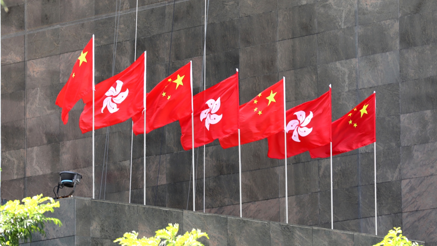 容海恩：強烈譴責及堅決反對美國官員接見四名本港通緝犯