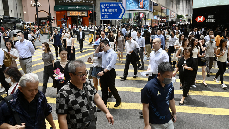 去年本港人口750.3萬 按年升0.4% 復常後連續第二年增長