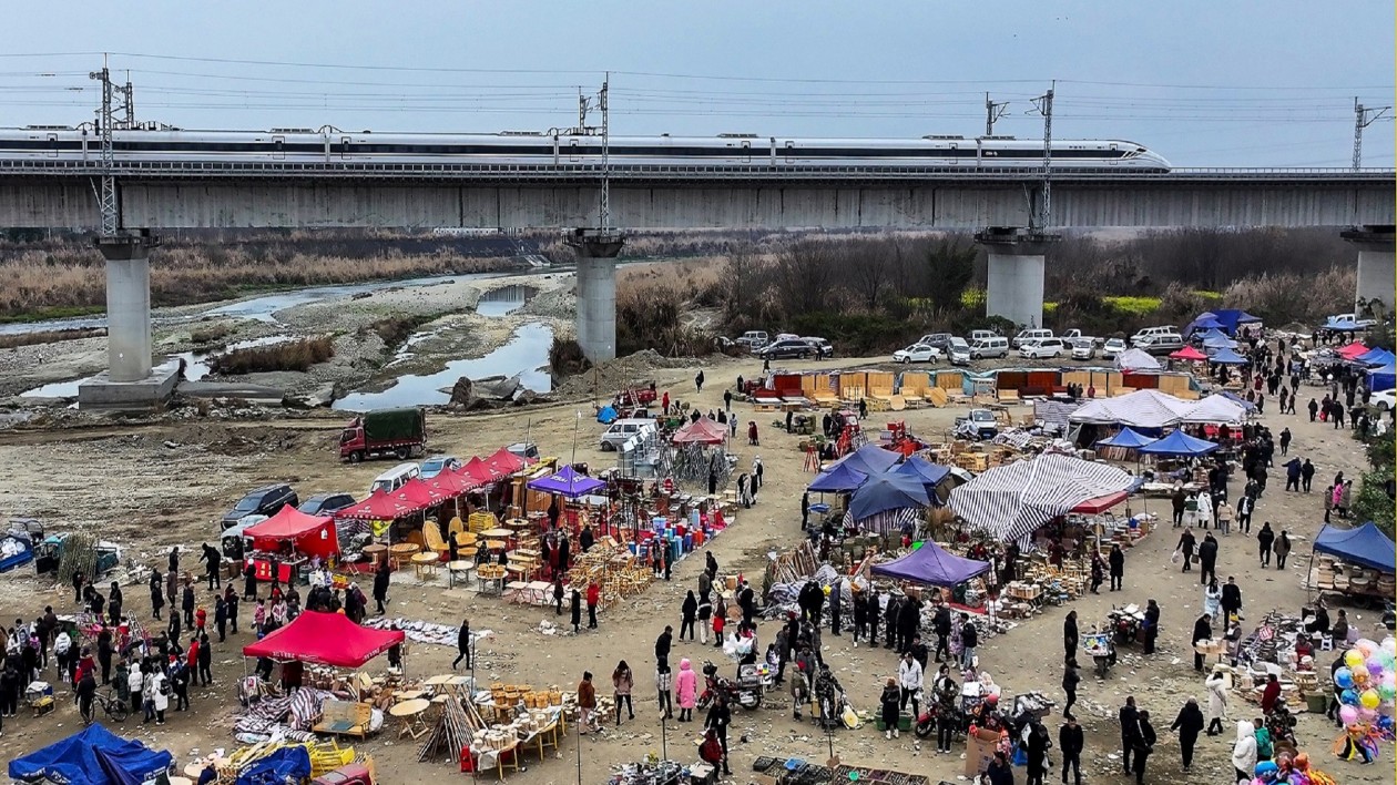 四川什邡馬井元宵會「火熱」 預計吸引遊客50萬