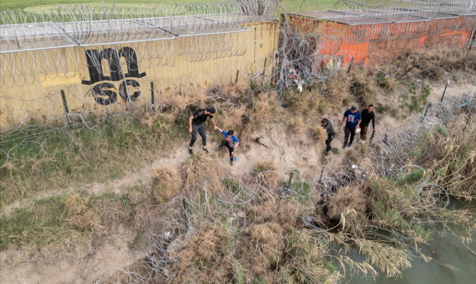 為邊境移民危機槓上華府 德州「脫美」呼聲再起