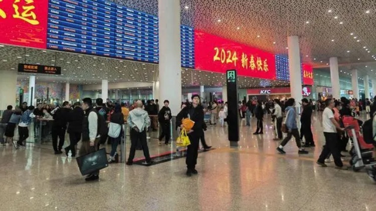 海空雙港開年 吞吐量同比大幅增長