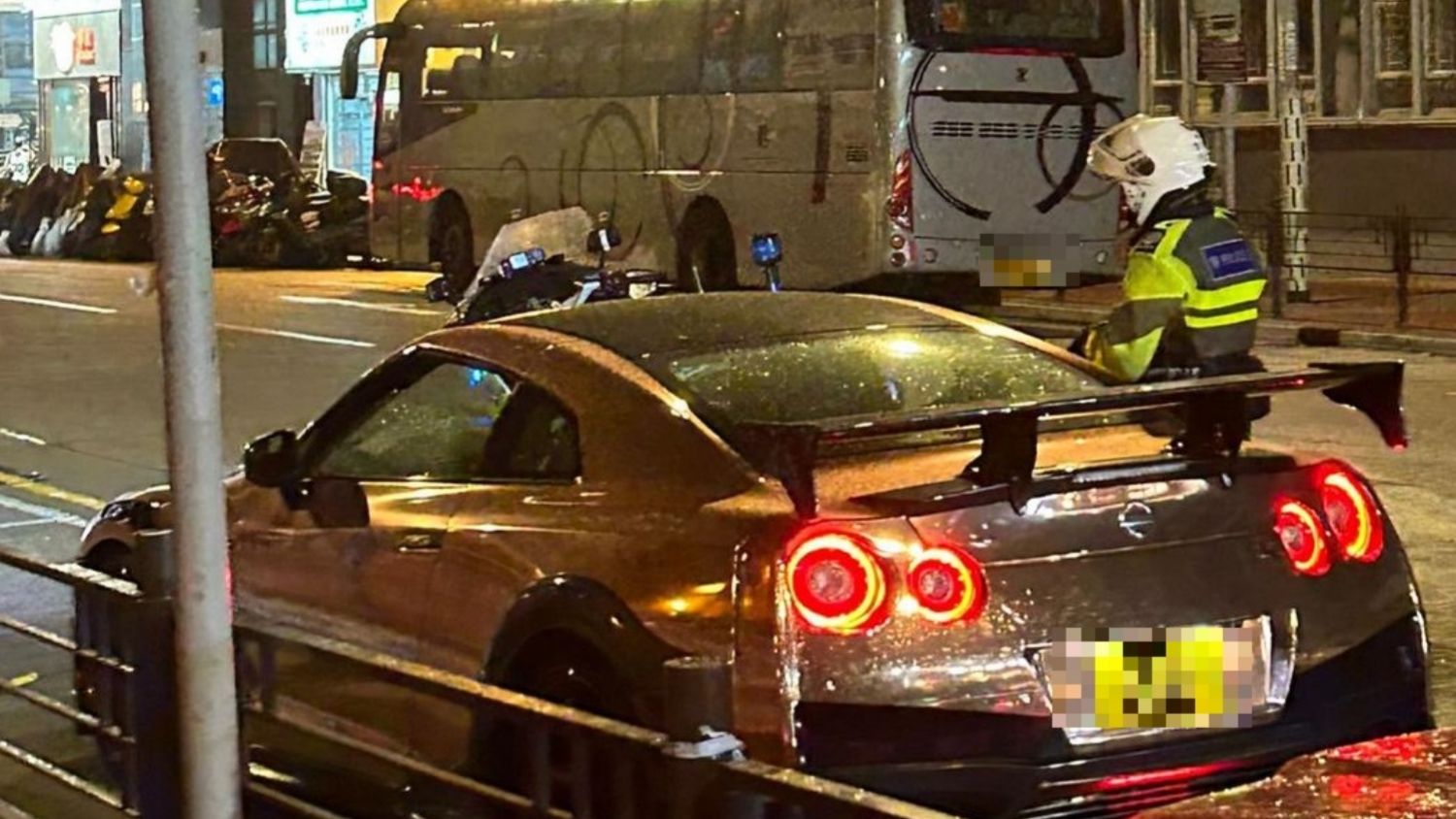 警方復活節打擊交通違例事項 拘18人逾400輛車超速