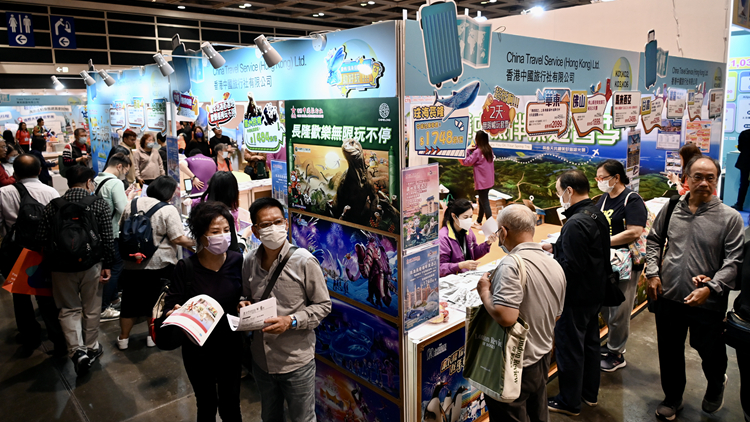 【港事講場】加強籌劃地區經濟 助力吸客振消費