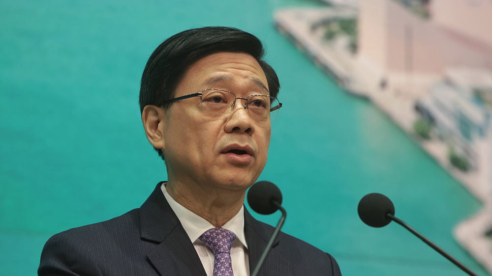 李家超​對佐敦三級火警導致多人傷亡表示極度哀痛