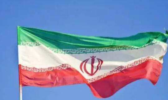 伊朗舉行建軍節閱兵儀式
