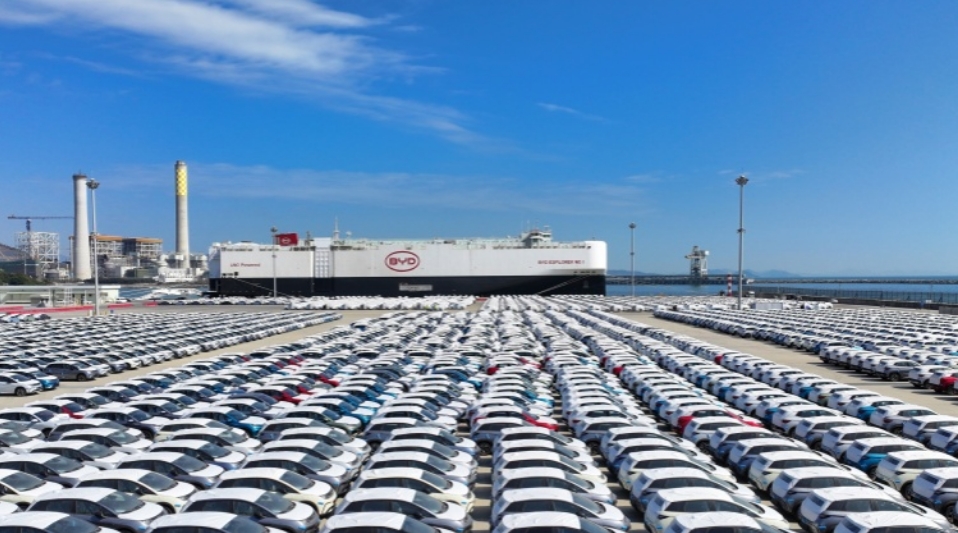 【深企第一線】印媒指比亞迪料不獲印度電動車關稅優惠 比亞迪股價微跌1%