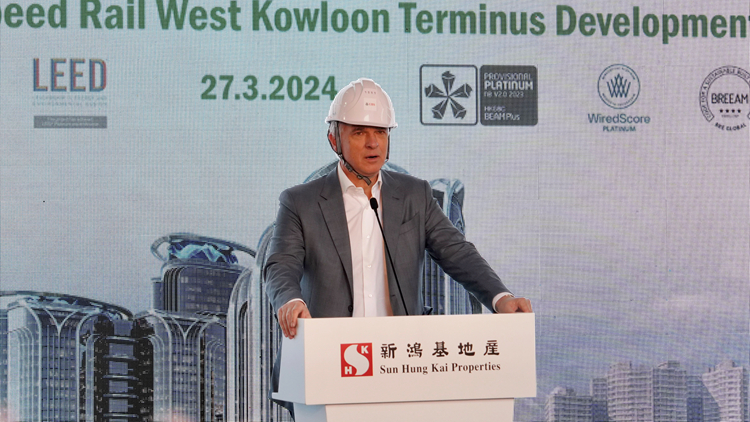 瑞銀新辦公室大樓平頂 安思杰：香港是瑞銀集團於亞洲的戰略市場