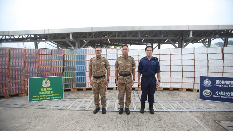 水警聯同海關反走私 檢值3000萬元私煙 拘6人