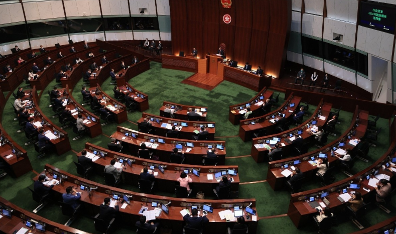 政府就強制舉報虐兒條例提多項修訂 容許專業人員有合理辯解下不舉報