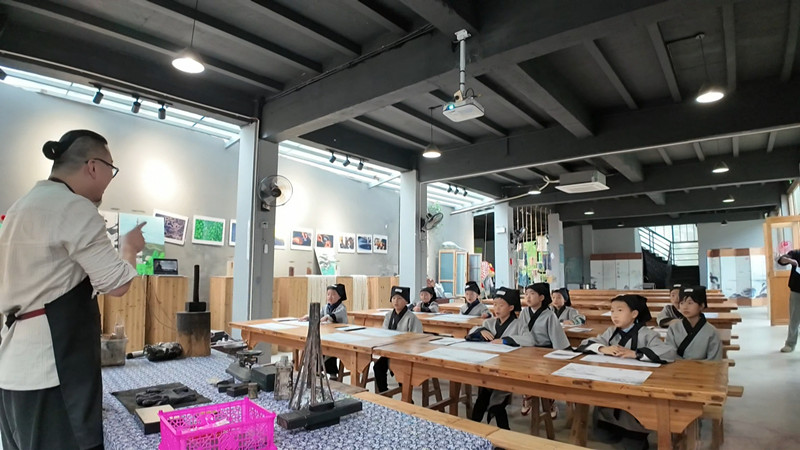 非遺體驗受捧 皖黟縣五一「研途」好景致