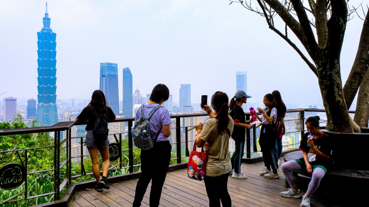 台灣4月均溫達25.7度創歷史新高