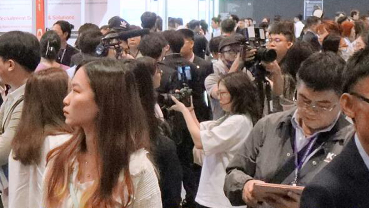 有片 | 「機遇匯人才博覽展」彰顯香港國際優勢 要聚才更要留才