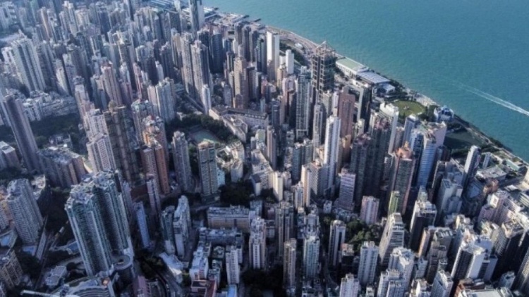 【港樓】4月一手私宅登記破400億創新高 利嘉閣：撤辣入市高峰暫告段落